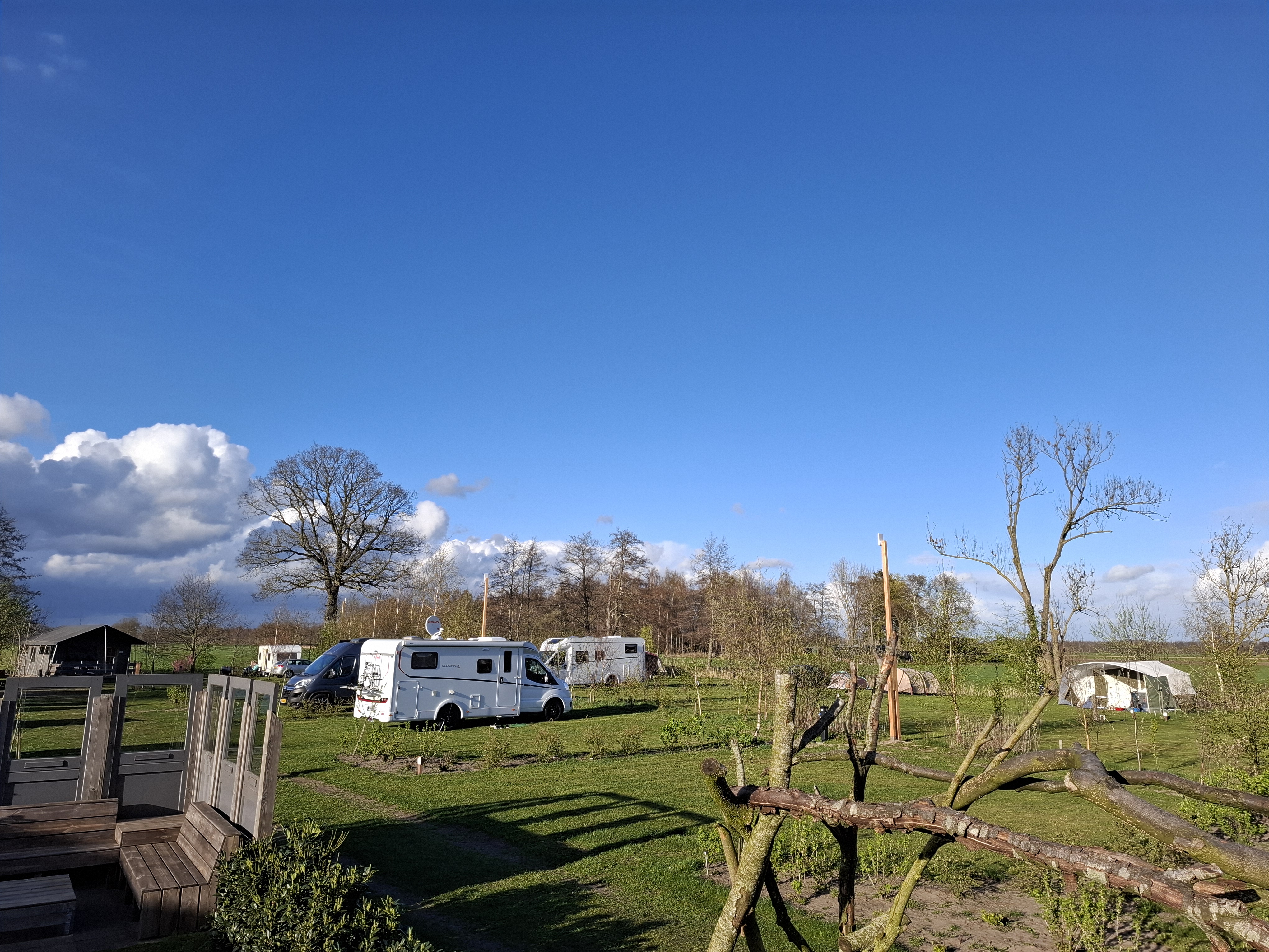 Place de parking pour camping-car - Hattem - Camping en Theehuis Het Hazenpad