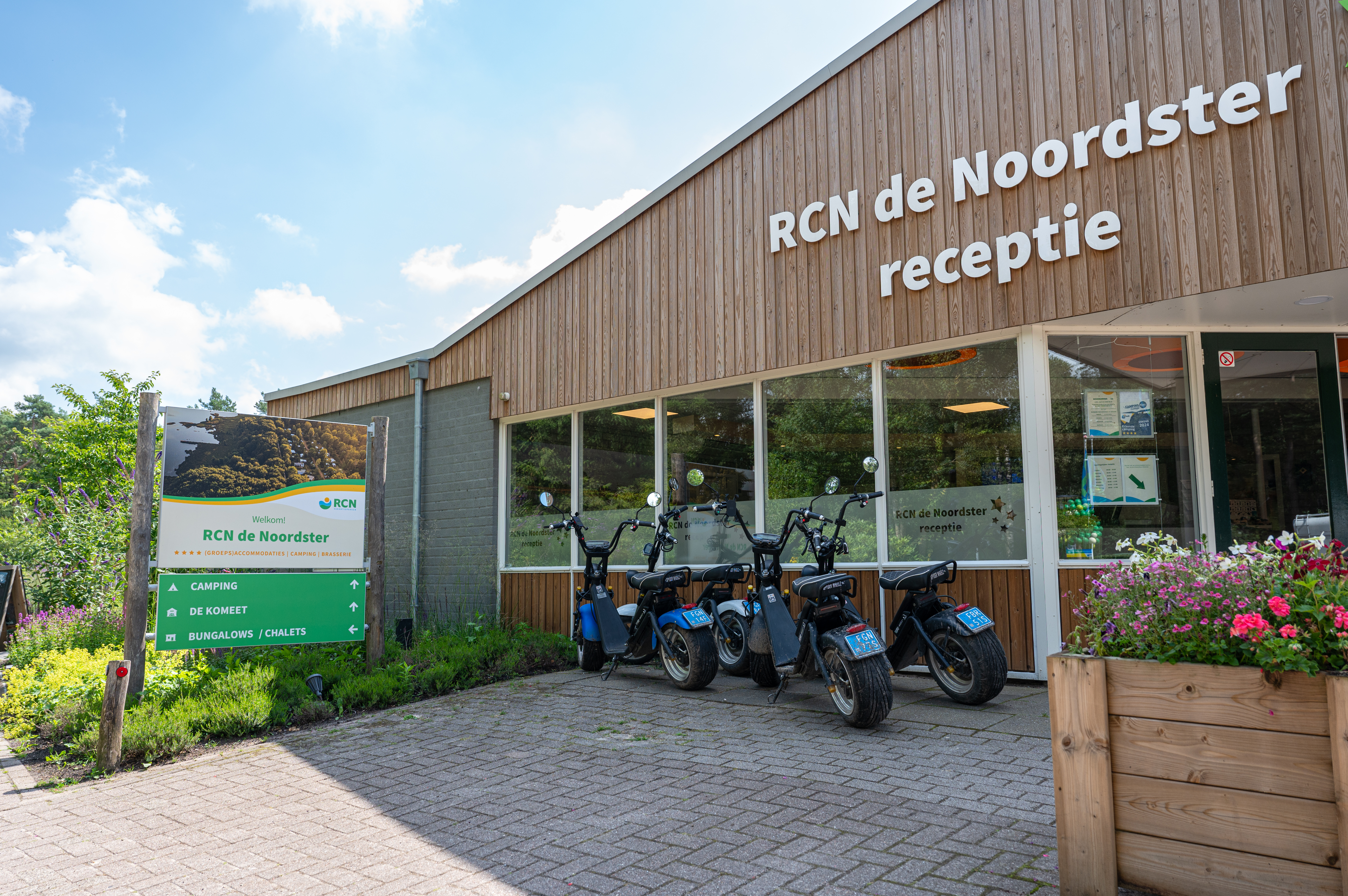 Reisemobilstellplatz: rezeption - RCN de Noordster, vakantiepark