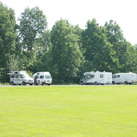 Wohnmobilstellplatz: Camping 't Plathuis