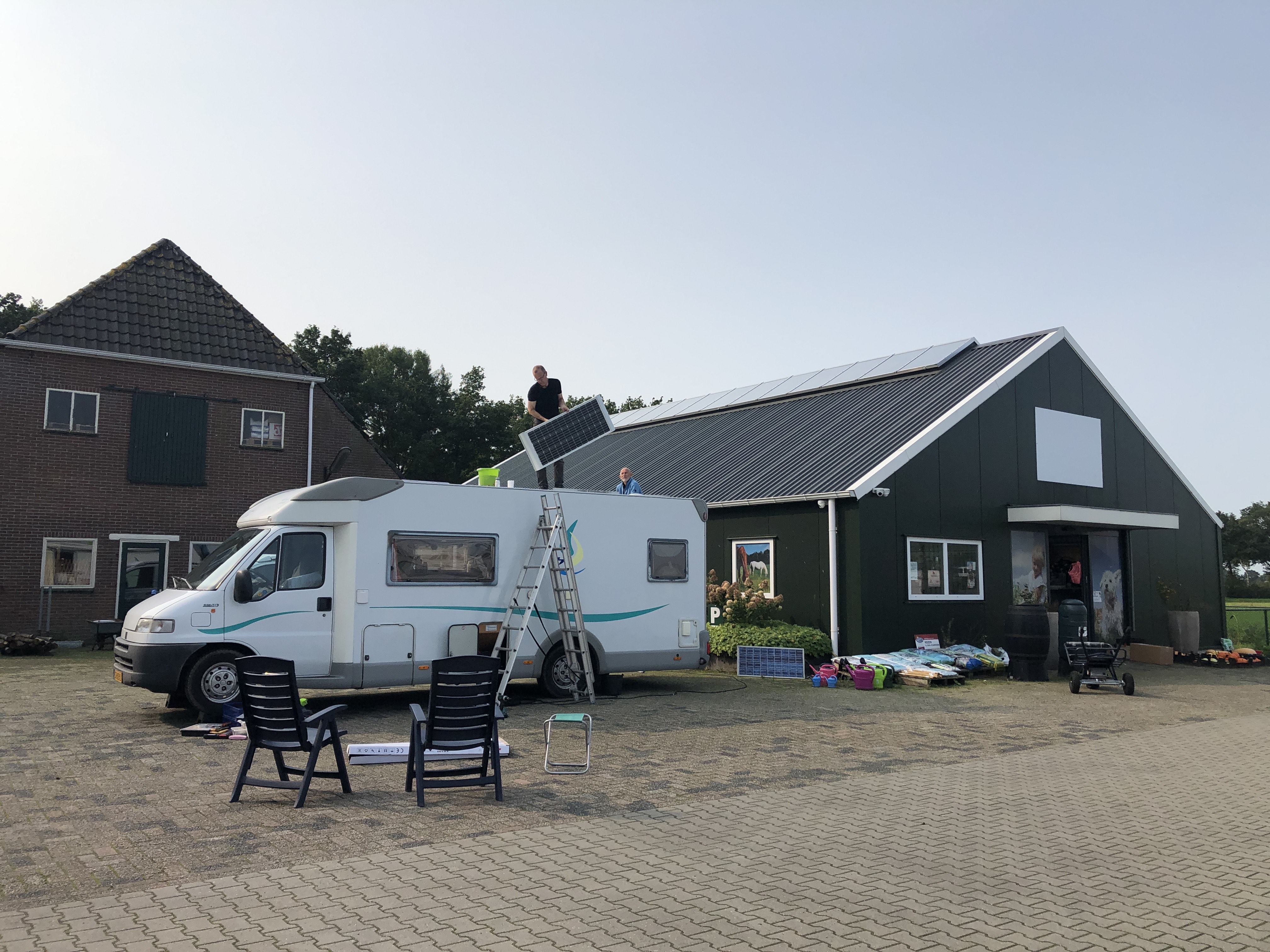 RV park - Borger - Unsere Laden und Camper Service - Camperplaats Grondsels
