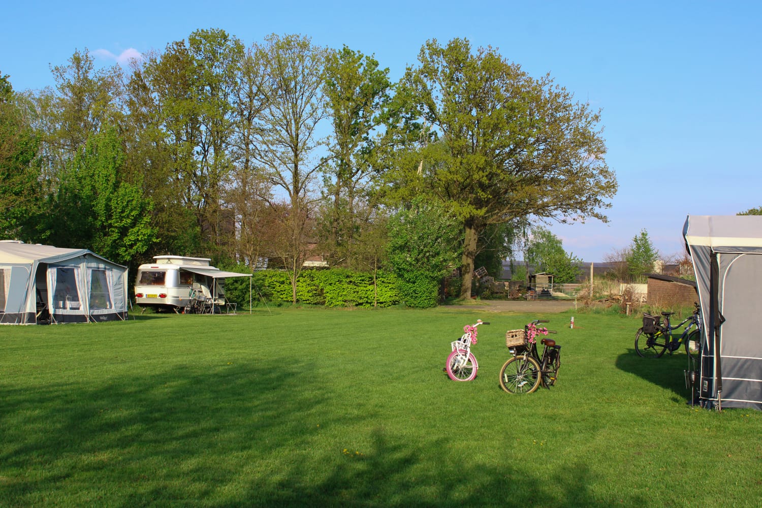 Reisemobilstellplatz - Limburg (België) - Camping 't Swinkeltje