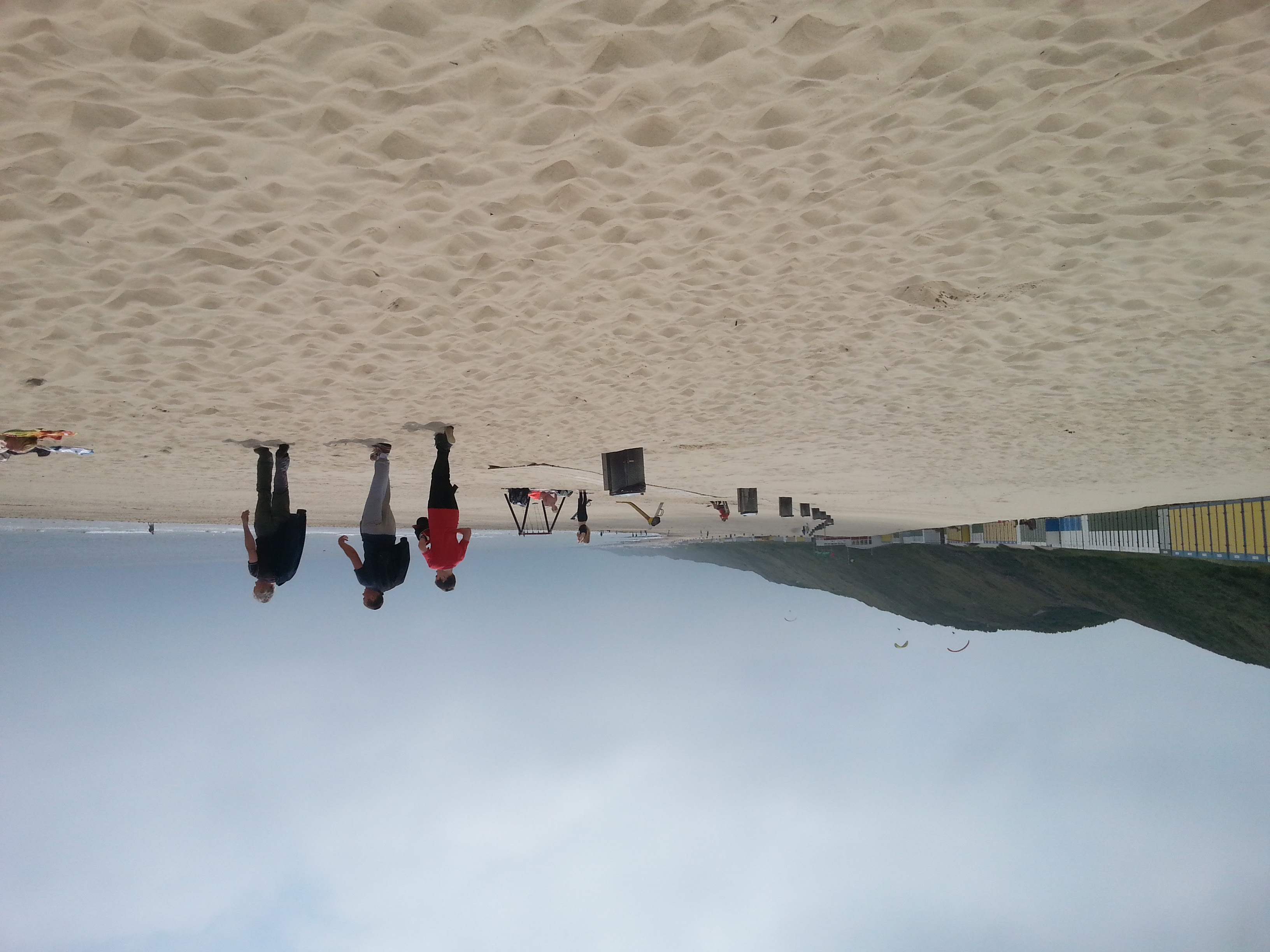 Wohnmobilstellplatz: Strand op nog geen 2km van camping De Kiekendief - Campingplatz De Kiekendief