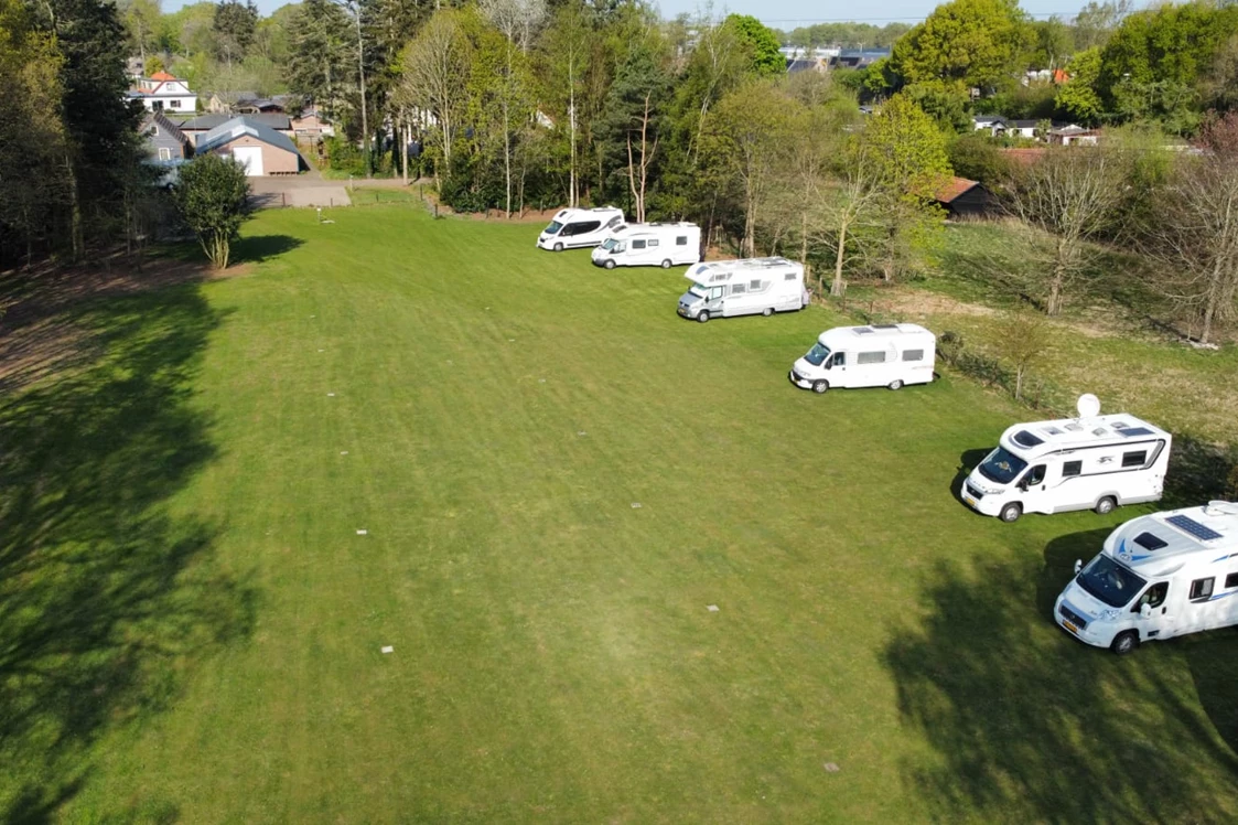 Wohnmobilstellplatz: Camperlocatie De Voortse Akker