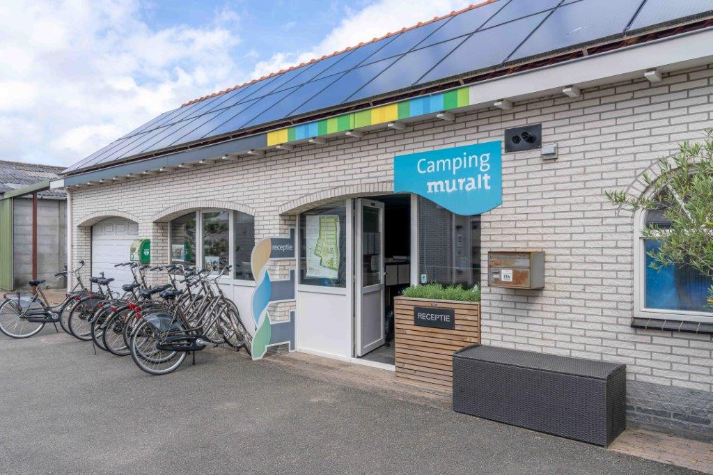 Reisemobilstellplatz: rezeption - Camping Muralt