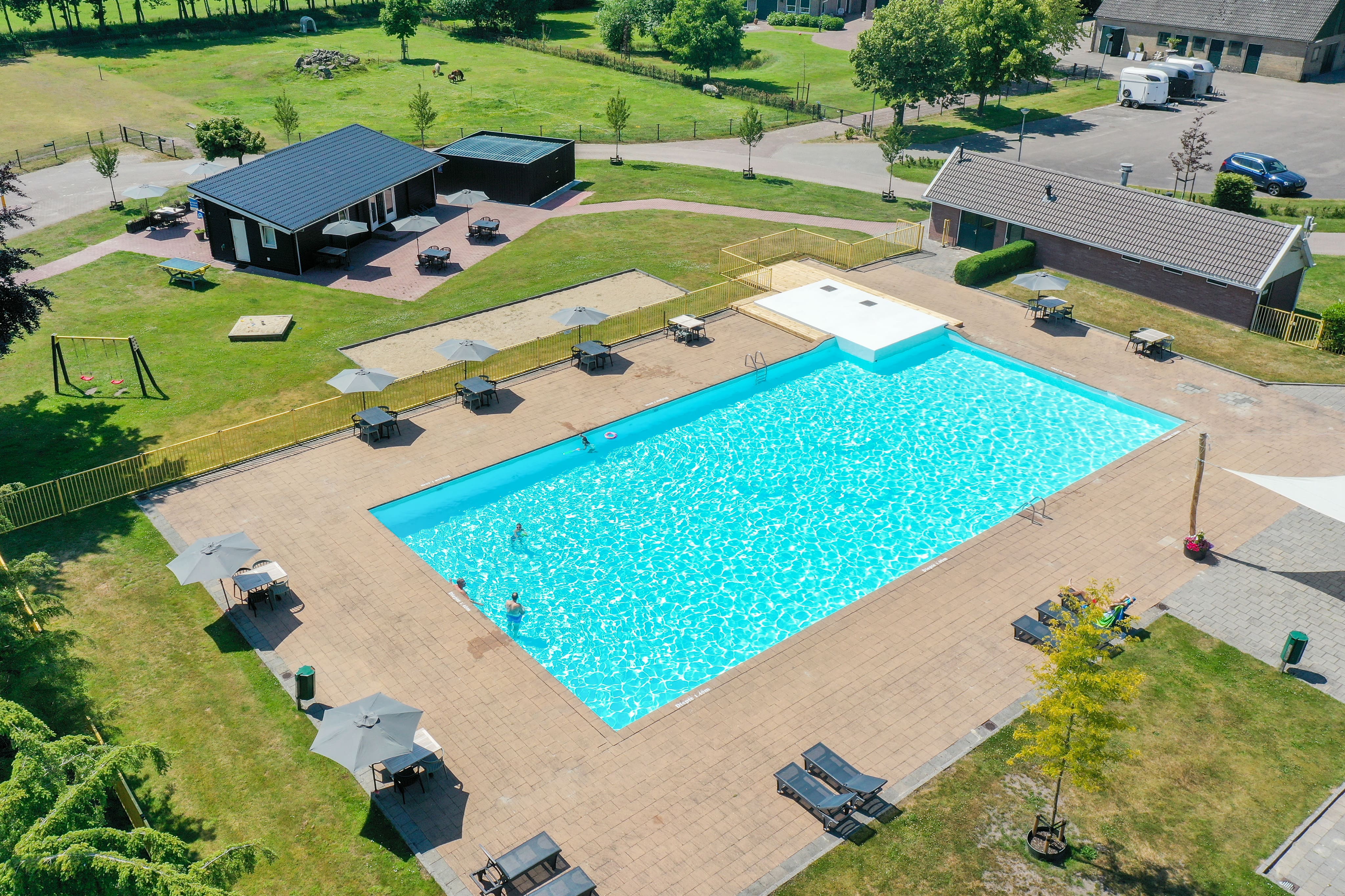 Wohnmobilstellplatz: Schwimmbad - Park Drentheland, Camping