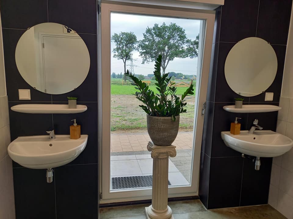 Reisemobilstellplatz: Camperplaats Houbenhof