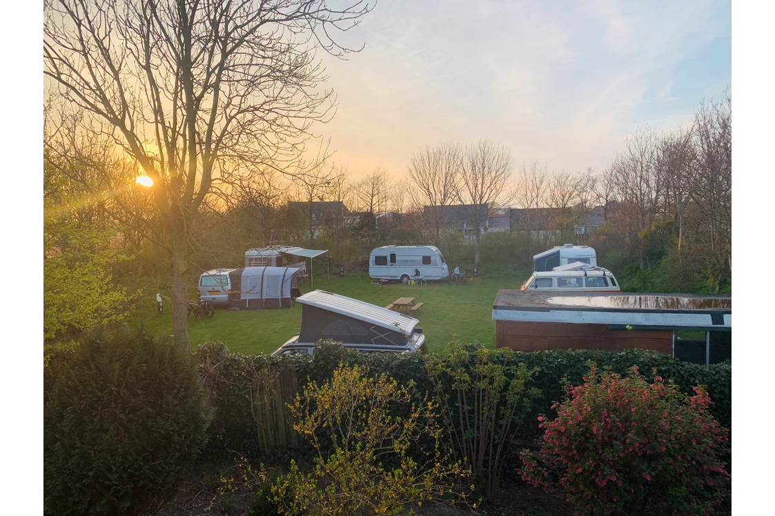 Wohnmobilstellplatz: Minicamping Camperplaats De Rijnhoeve