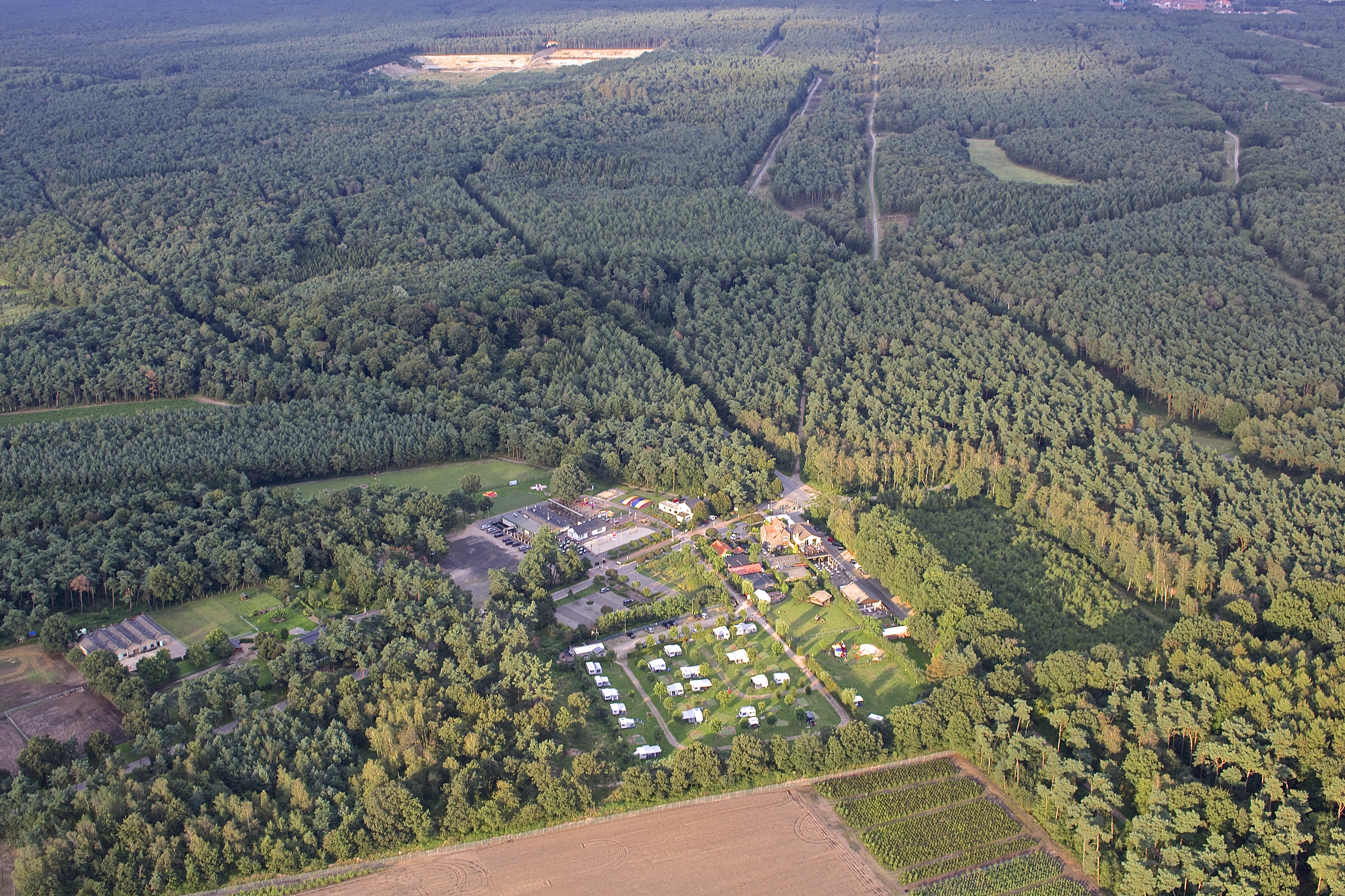 Wohnmobilstellplatz: Camping Natuurplezier