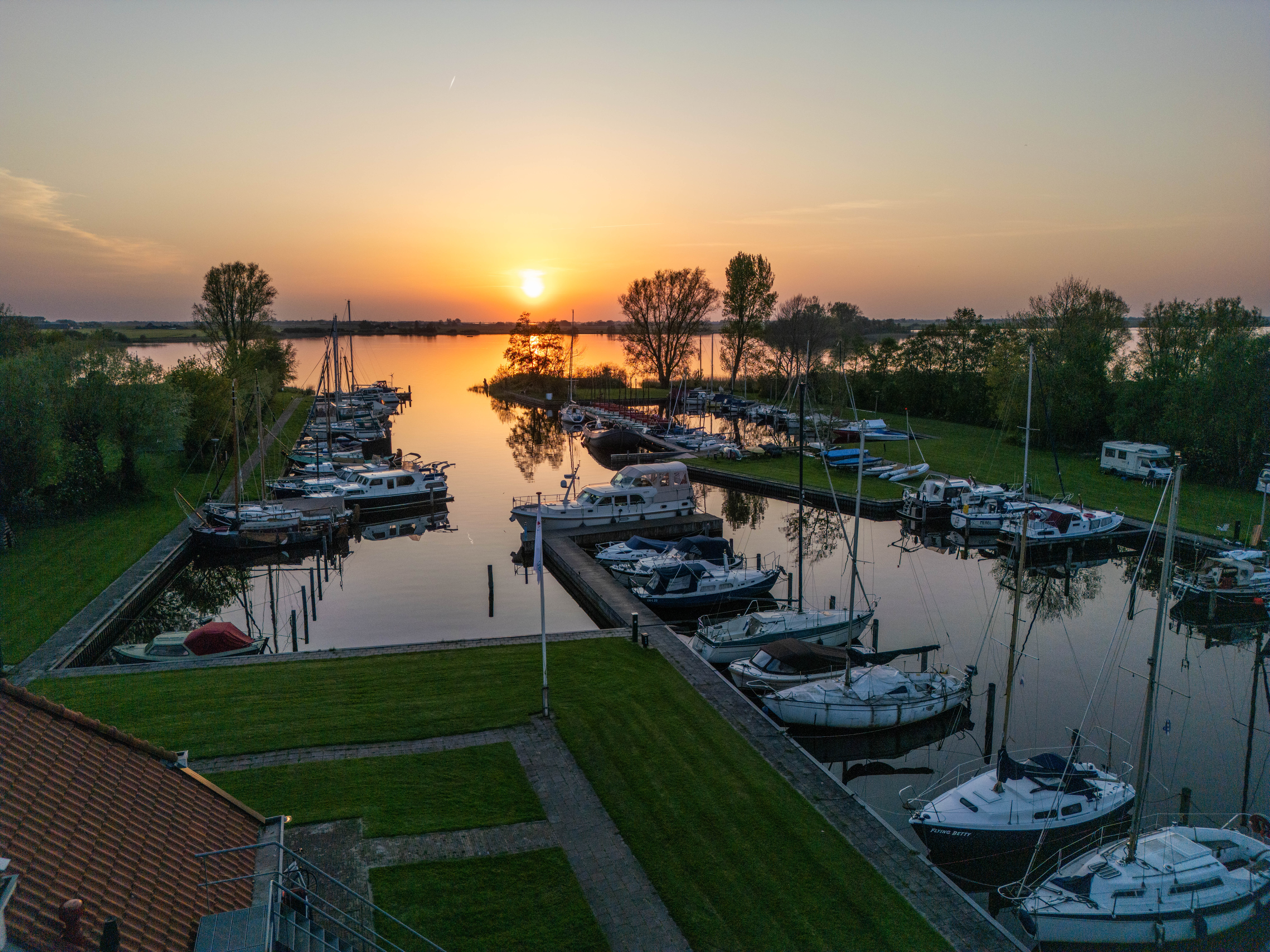 Wohnmobilstellplatz: Recreatiebedrijf De Koevoet - zone