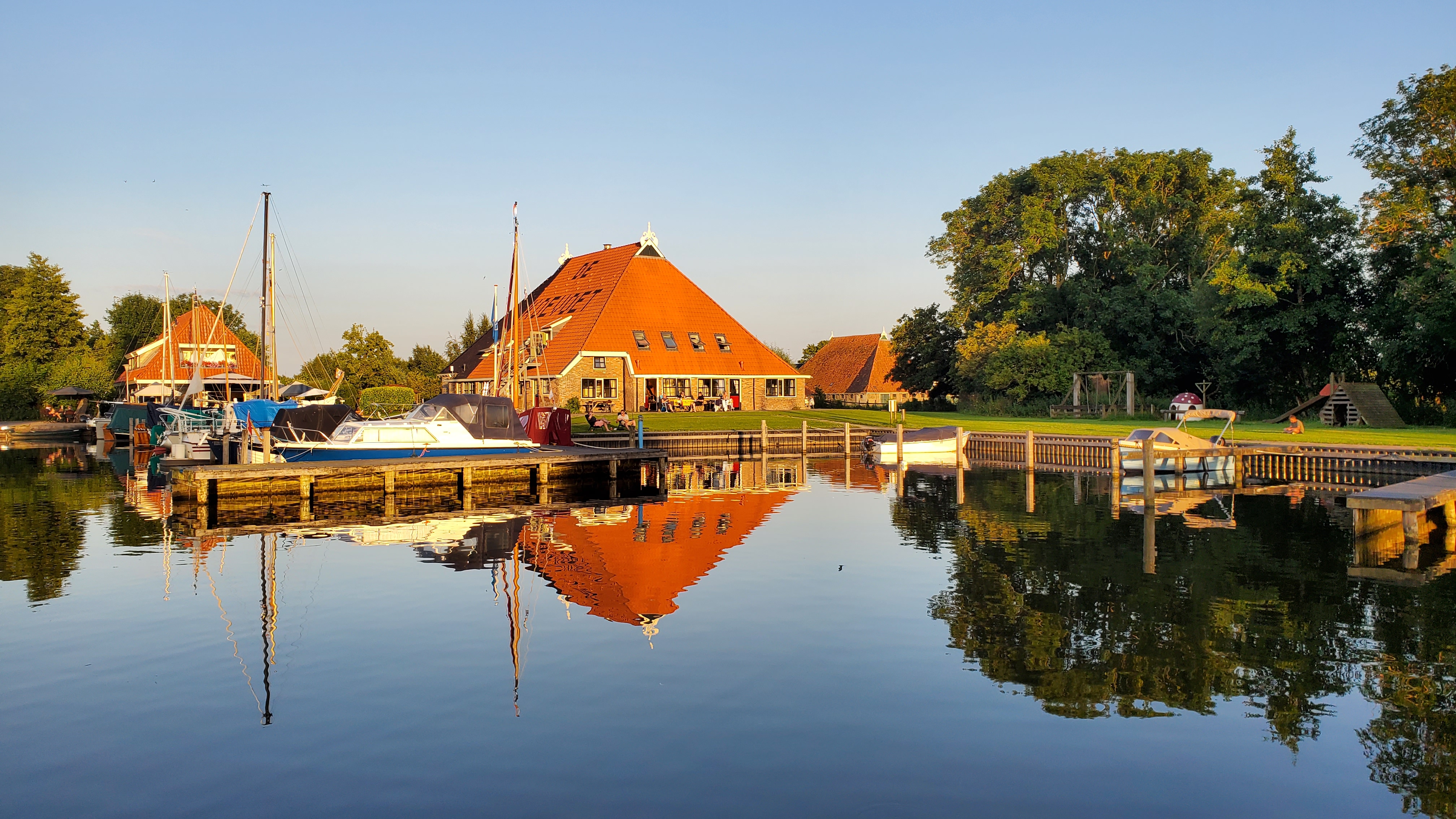 Wohnmobilstellplatz: Recreatiebedrijf De Koevoet - zone