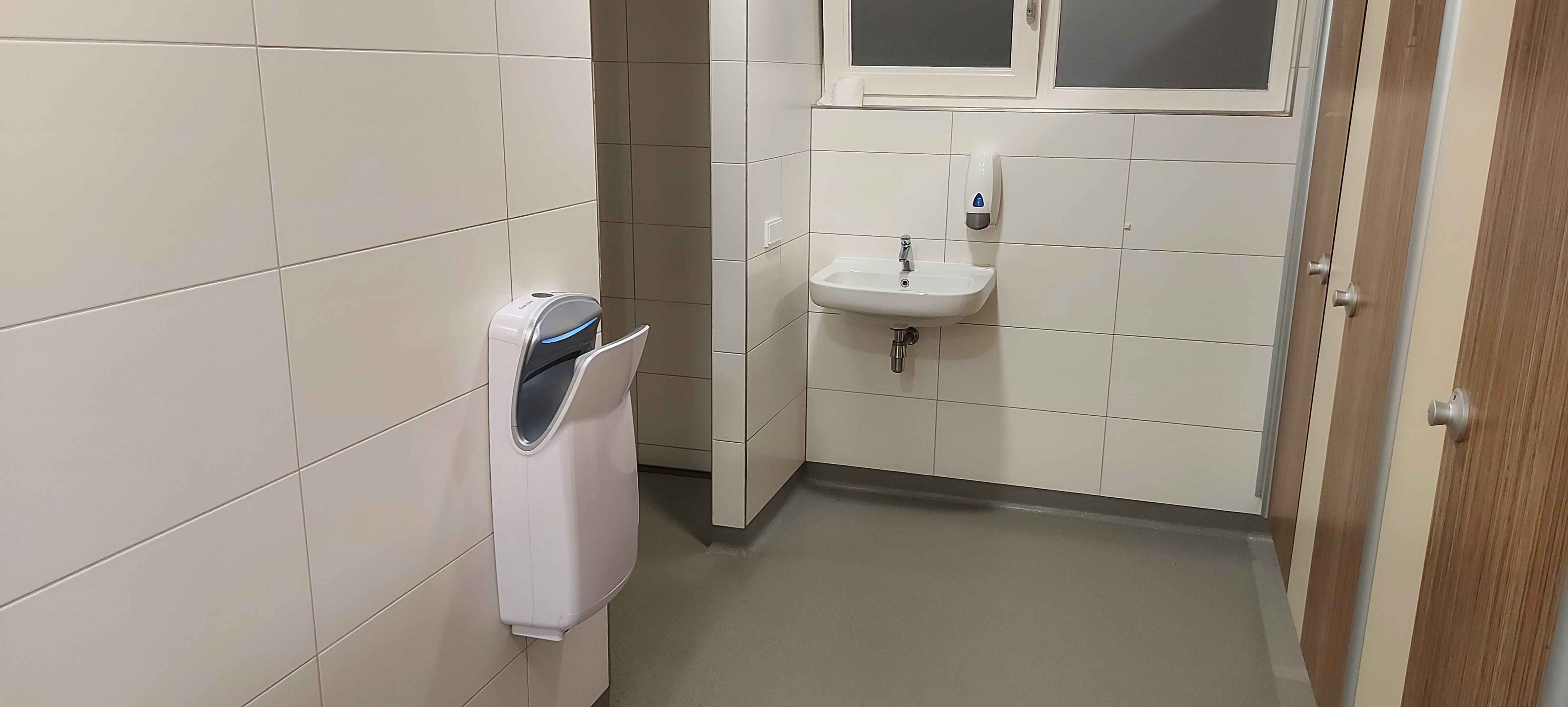 Reisemobilstellplatz - Stavoren - Sanitäre Anlagen - Passantenhaven Heegerwal