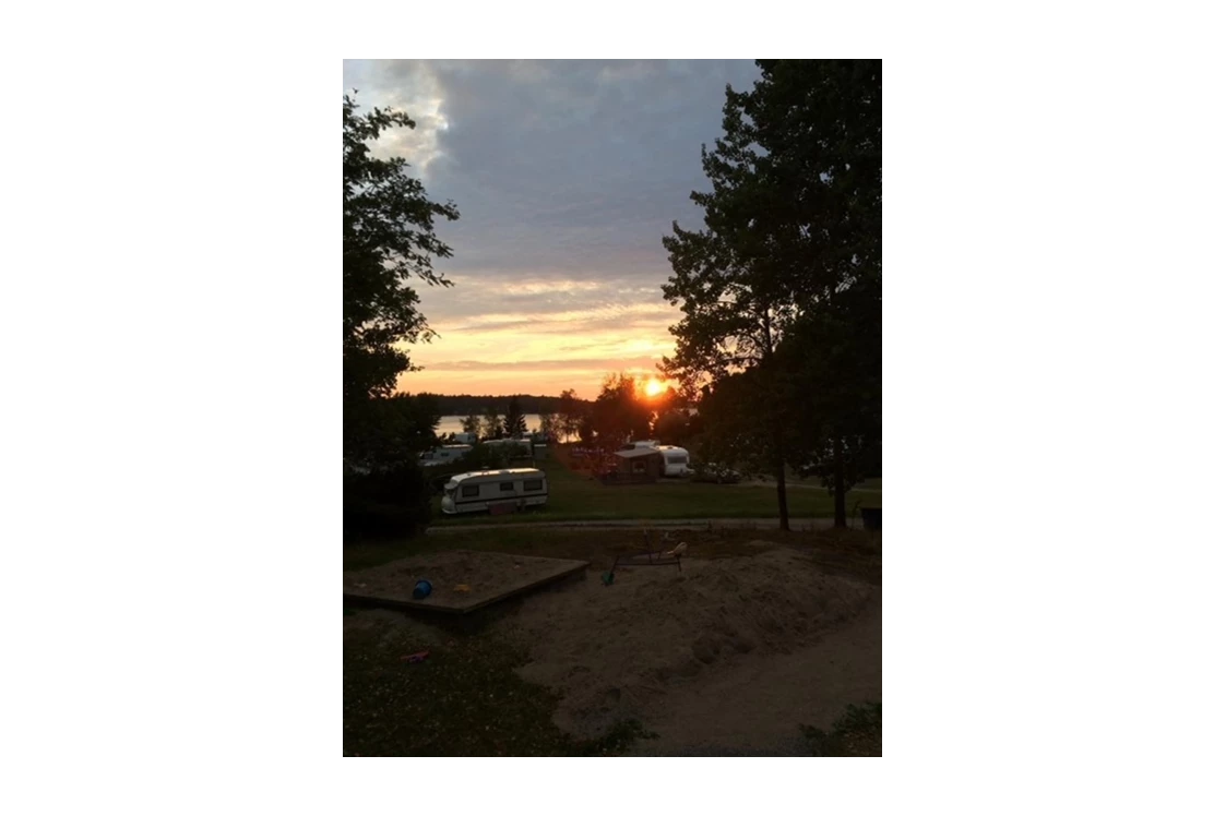 Wohnmobilstellplatz: Sun set - Camp Nygård