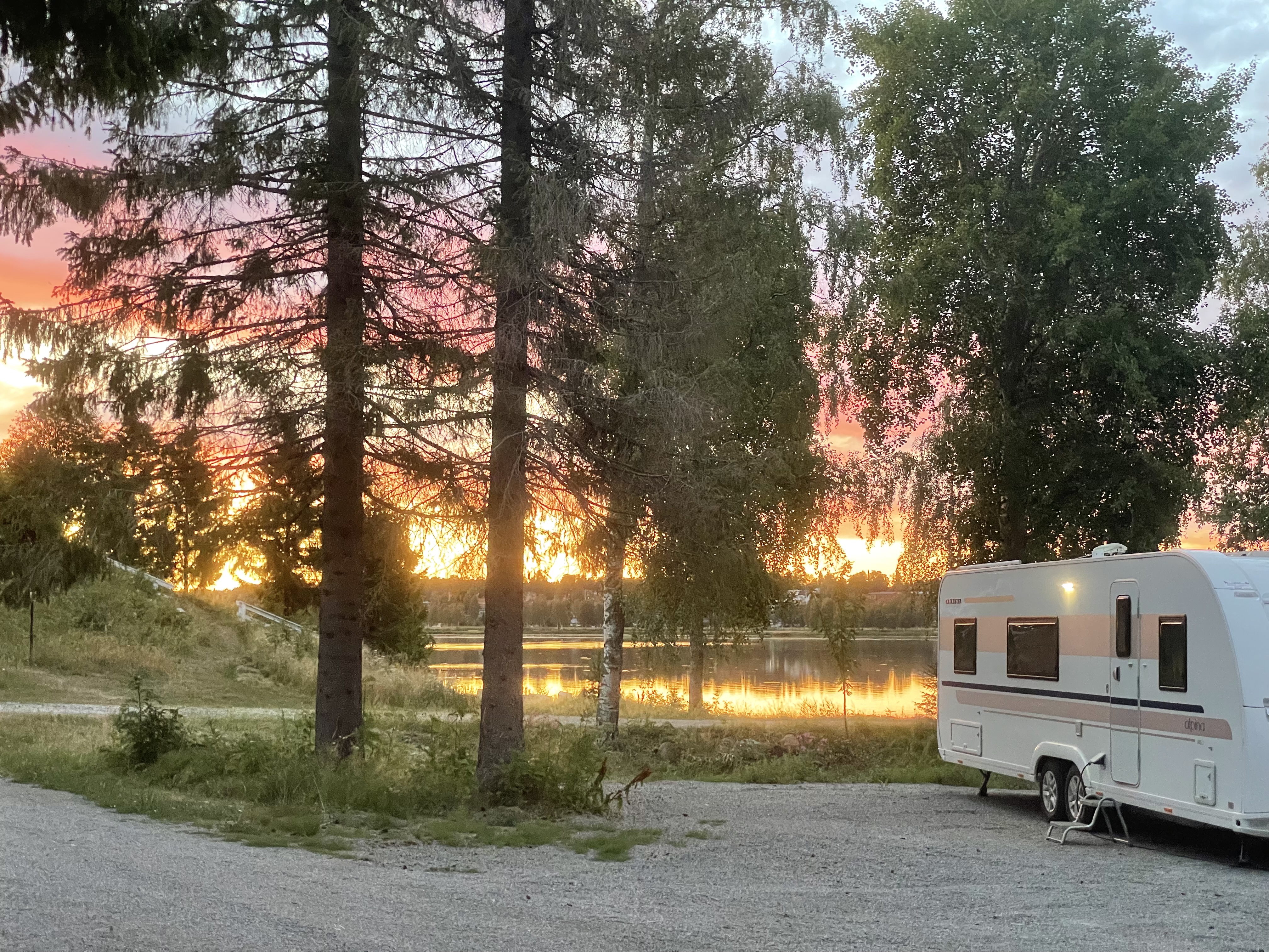 Wohnmobilstellplatz: Camp site next to the river of Kalix - Filipsborgs Herrgård (Filipsborg Herrenhaus)