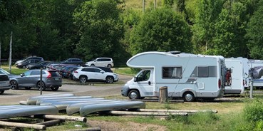 Reisemobilstellplatz - Wohnwagen erlaubt - Jönköpings Län - Camperpark Kyrkekvarn Sörgården