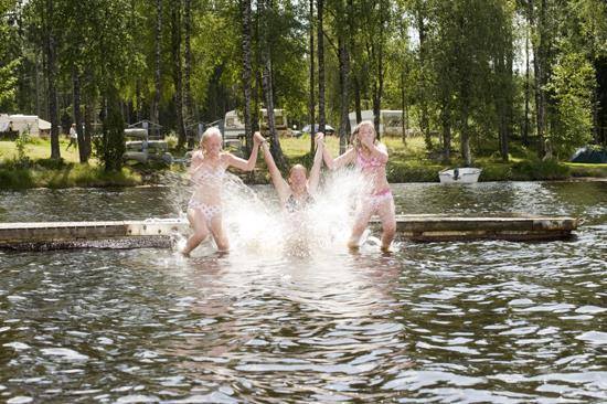 Wohnmobilstellplatz: Jälluntofta Camping