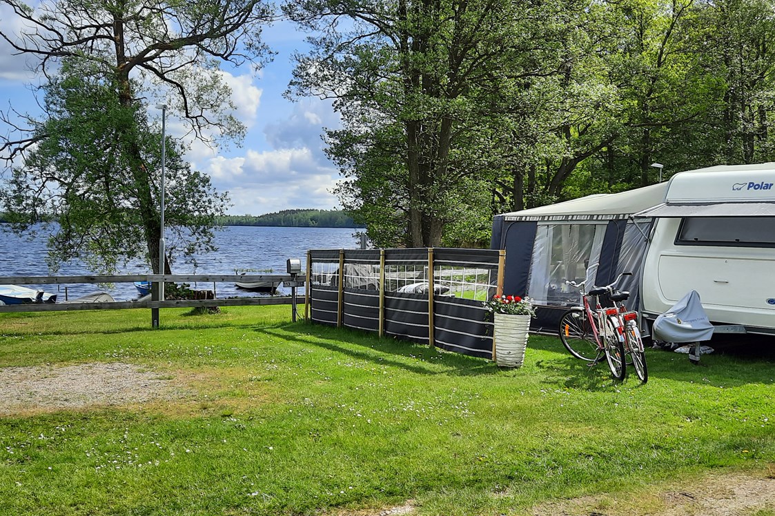 Wohnmobilstellplatz: Campingplätze in der ersten Reihe am See Tiken - Tingsryd Resort