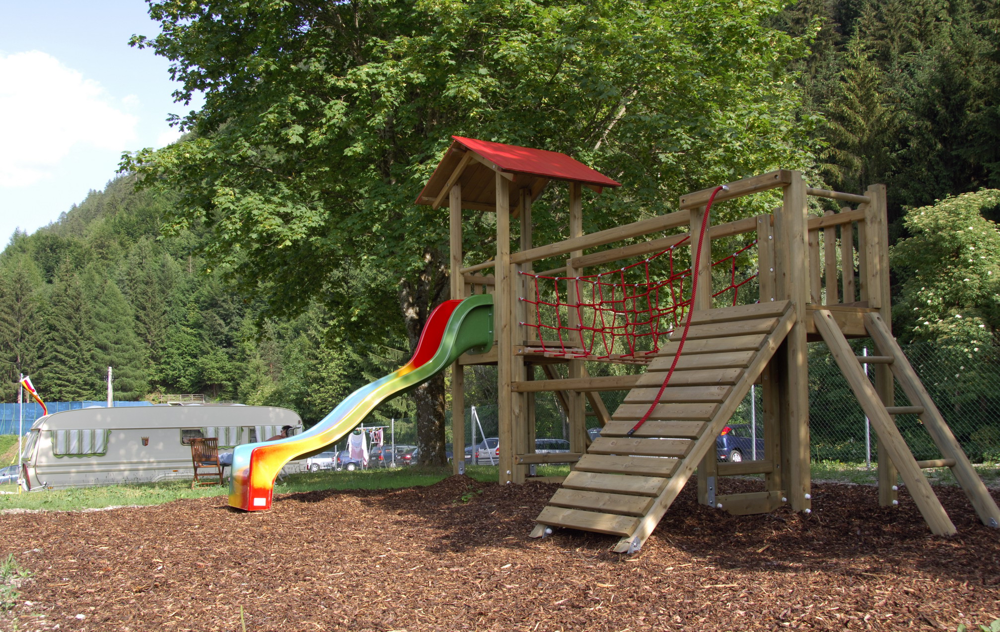 Place de parking pour camping-car - Emberger Alm - Spielplatz am Natur- & Familiencamping Oberdrauburg - Natur & Familiencamping Oberdrauburg