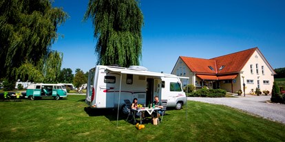 Motorhome parking space - Stromanschluss - Hohenbrugg - Thermenland Camping