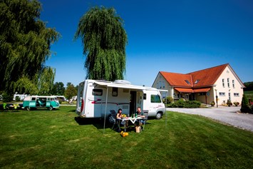 Wohnmobilstellplatz: Thermenland Camping