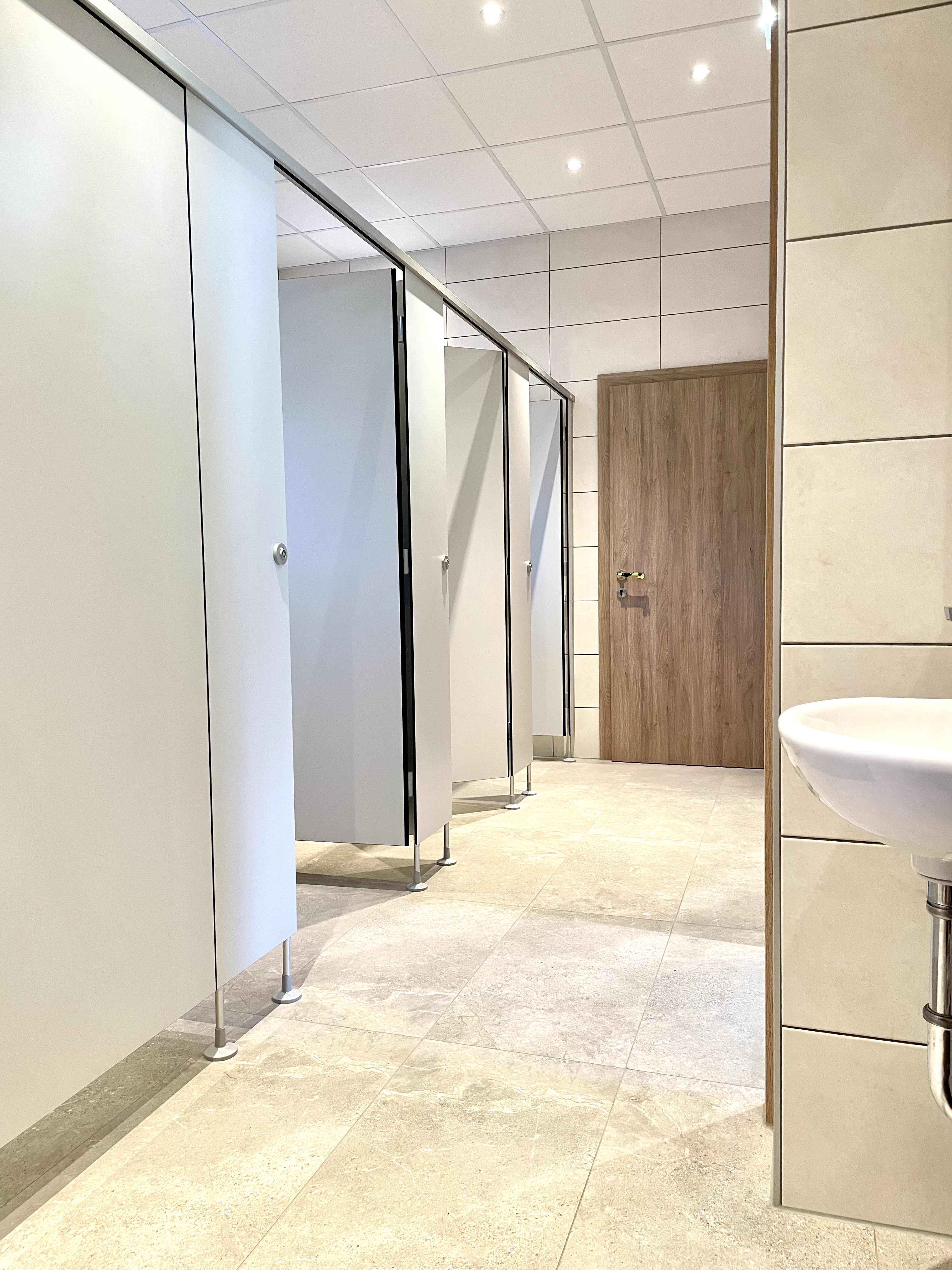 Wohnmobilstellplatz: Neue Toiletten - Lechtal Camping Tirol