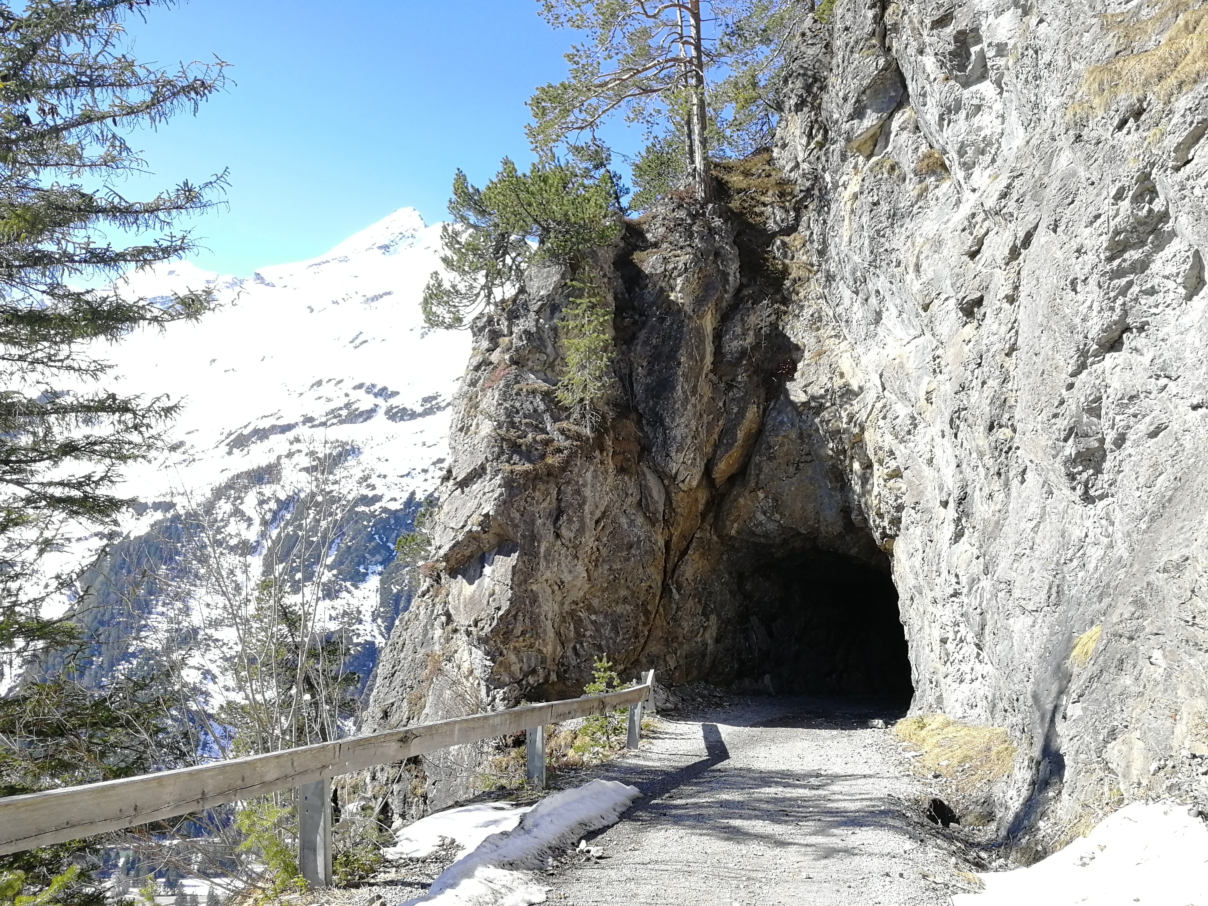 Wohnmobilstellplatz: Höhlen Tunnel - Lechtal Camping Tirol