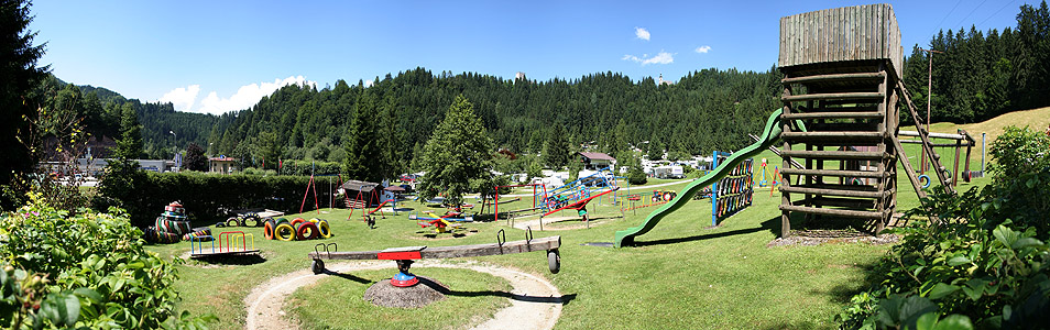 Wohnmobilstellplatz: Camping Schlossberg Itter