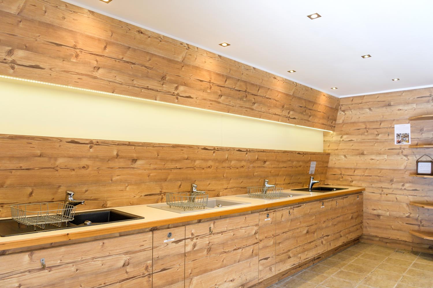 Wohnmobilstellplatz: ArlBerglife Camping