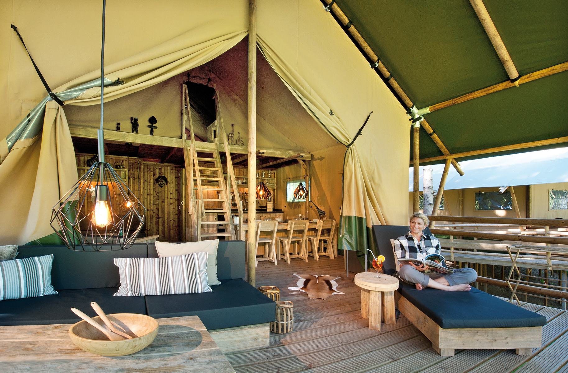Wohnmobilstellplatz: Safari-Lodge-Zelt - Ferienparadies Natterer See
