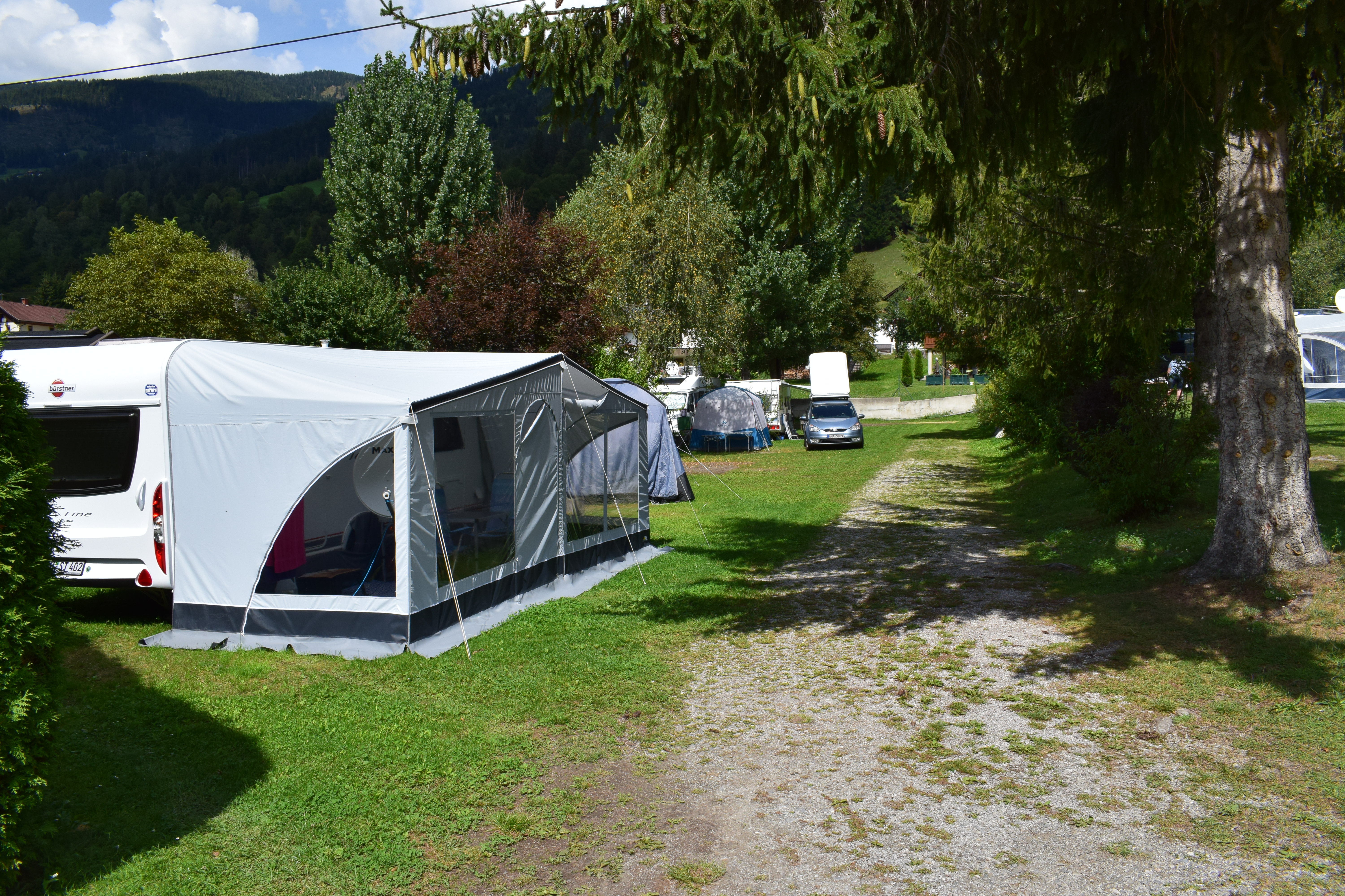 área camper - Mörtschach - Rad und Wandercamping