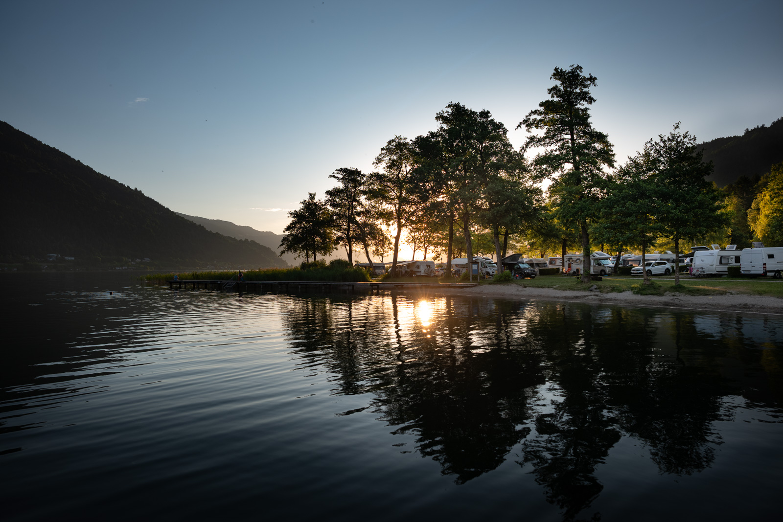 Wohnmobilstellplatz: Westseite am Morgen - Seecamping Berghof