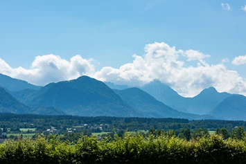 Wohnmobilstellplatz: Ausblick auf die Karawanken - wunderschönes Wandergebiet im Rosental - Naturcamping Juritz