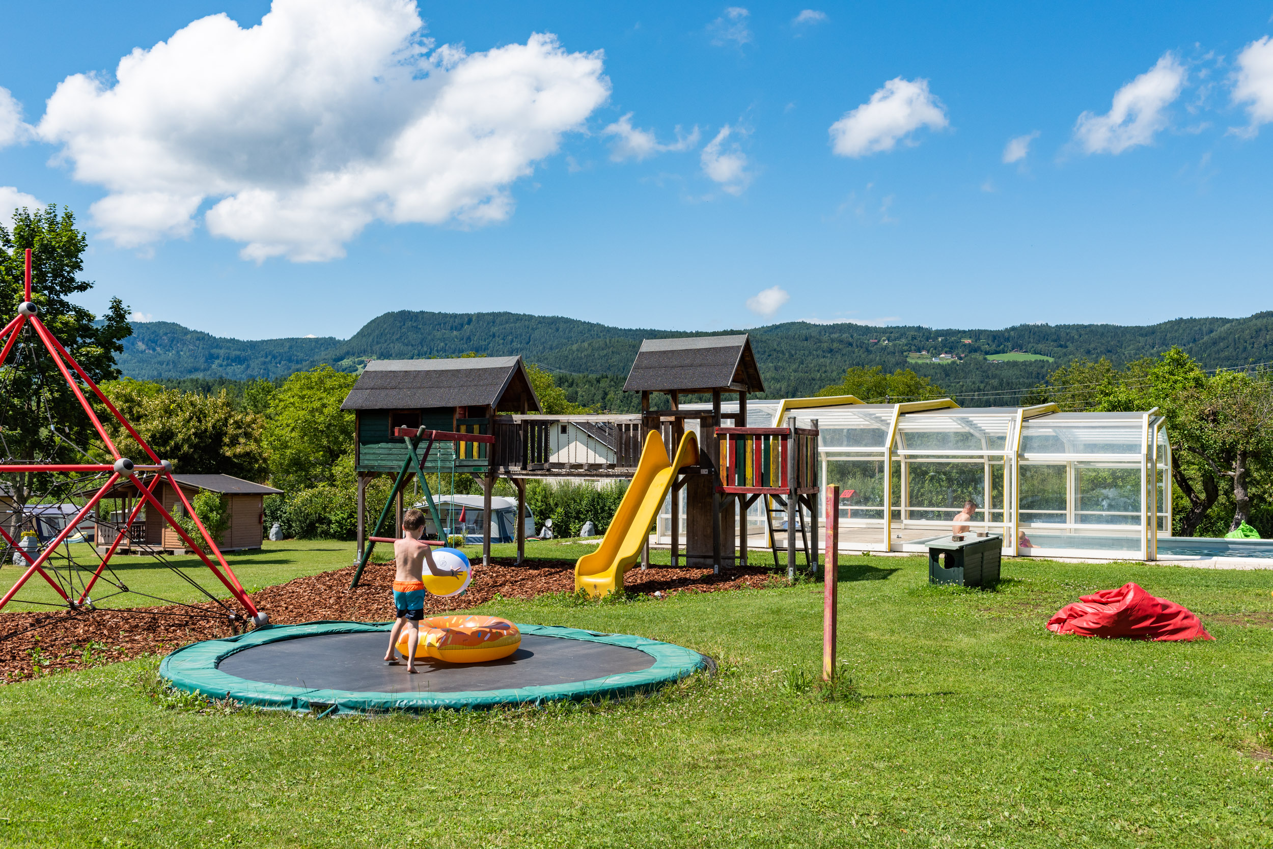 Wohnmobilstellplatz: Spielplatz - Naturcamping Juritz