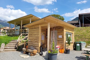 Wohnmobilstellplatz: Reception, Sanitäre Installation - Camping - Stellplatz Fideris