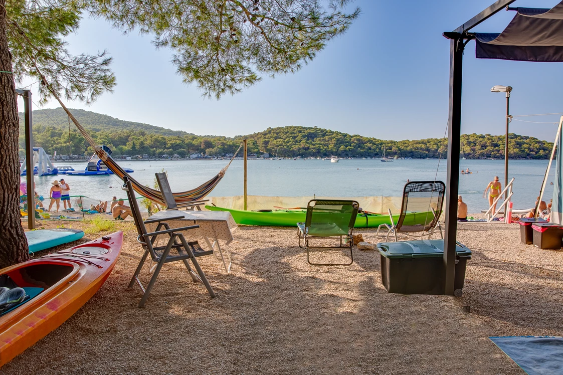 Wohnmobilstellplatz: platz - Camping Jezera Lovišća Village