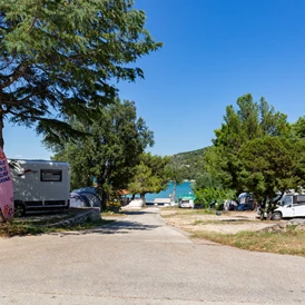 Wohnmobilstellplatz: platz - Camping Jezera Lovišća Village