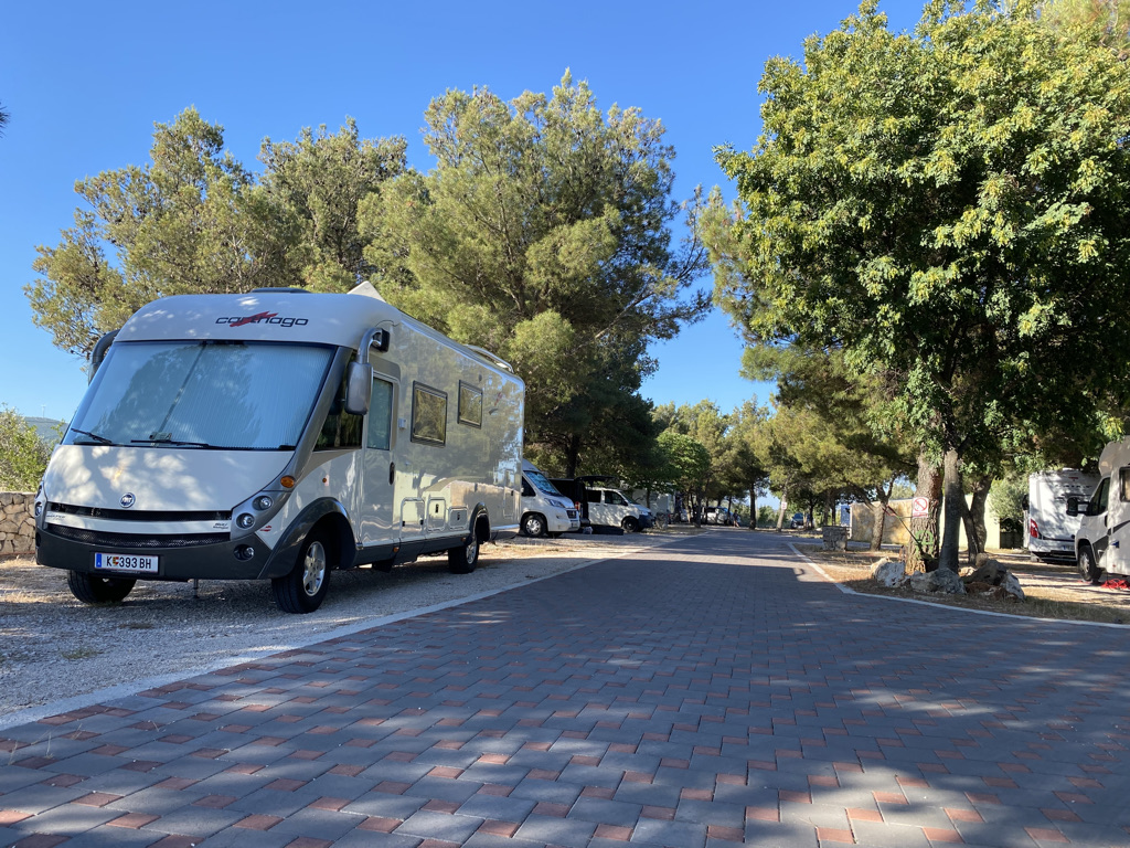 Place de parking pour camping-car - Jezera - Caming pitch - Camping Marina Nationalpark Krka