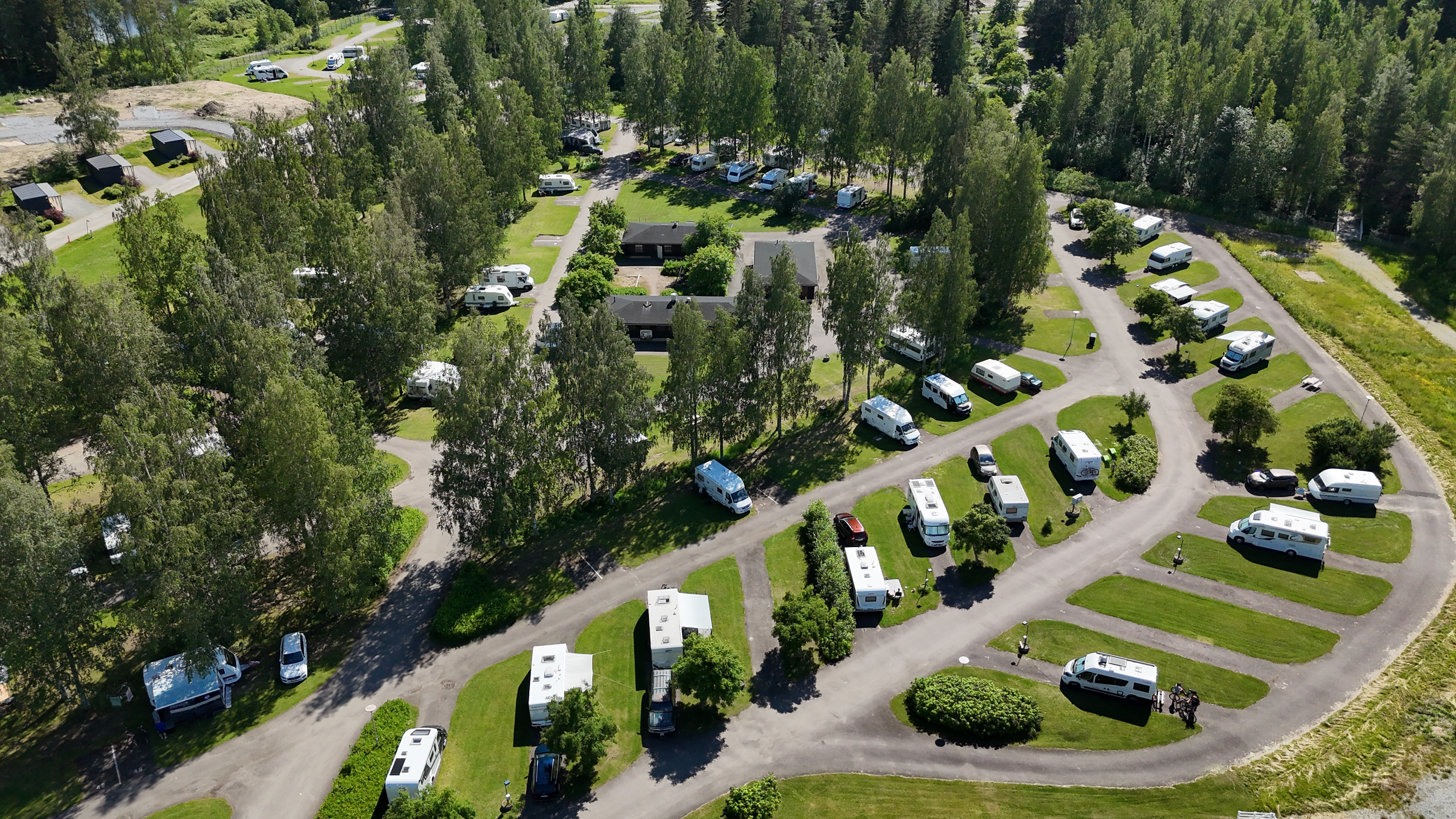 Place de parking pour camping-car - Finlande orientale - Matkailukeskus Rauhalahti