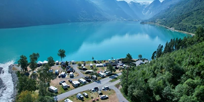Plaza de aparcamiento para autocaravanas - Noruega - Olden Camping Gytri