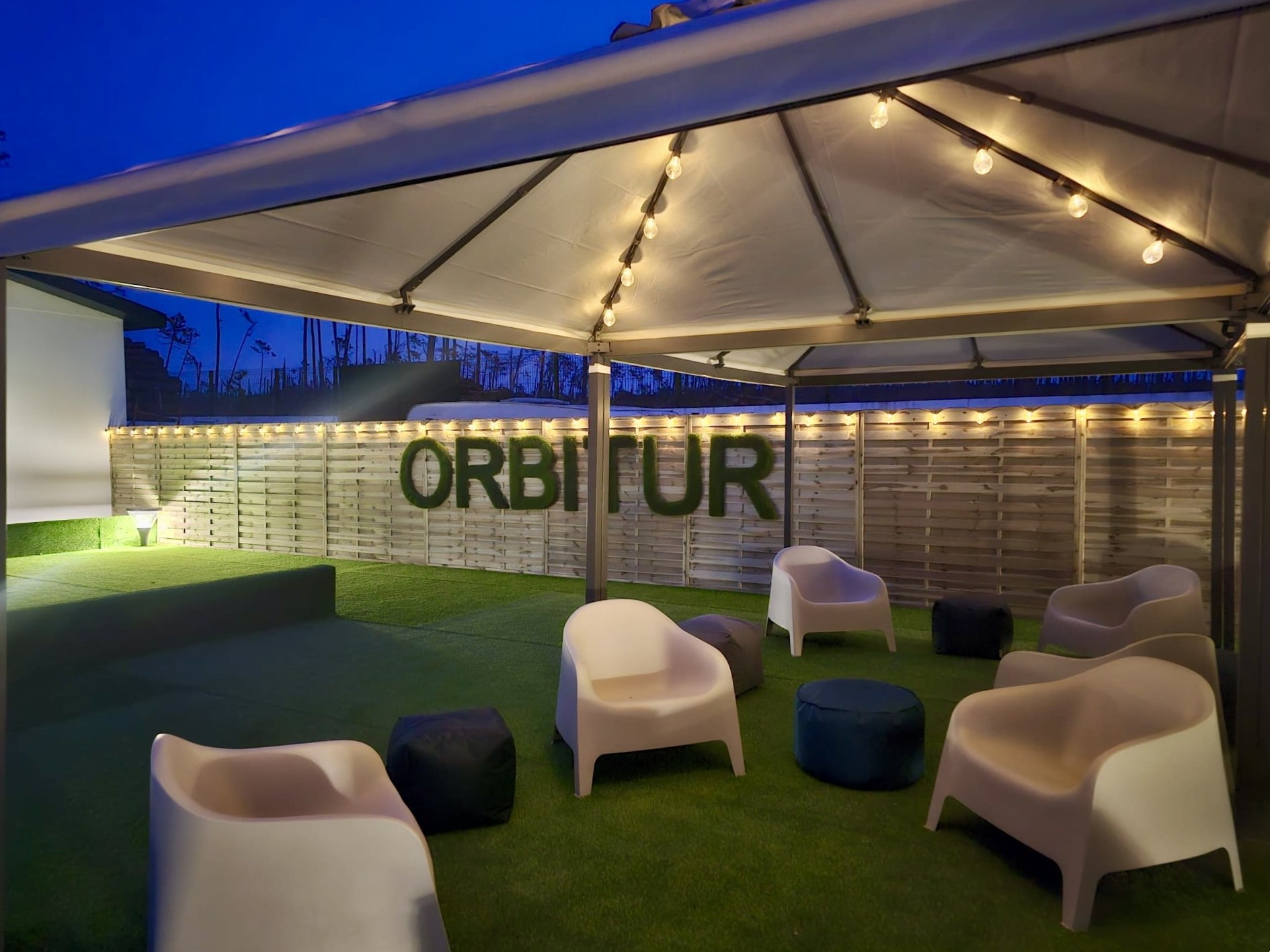 Place de parking pour camping-car - Grauwasserentsorgung - Orbitur S. Pedro de Moel