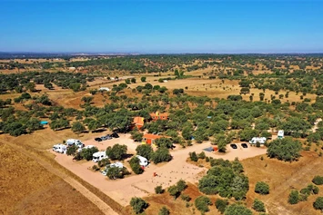 Wohnmobilstellplatz: Luftaufnahme - Camping Puro Alentejo