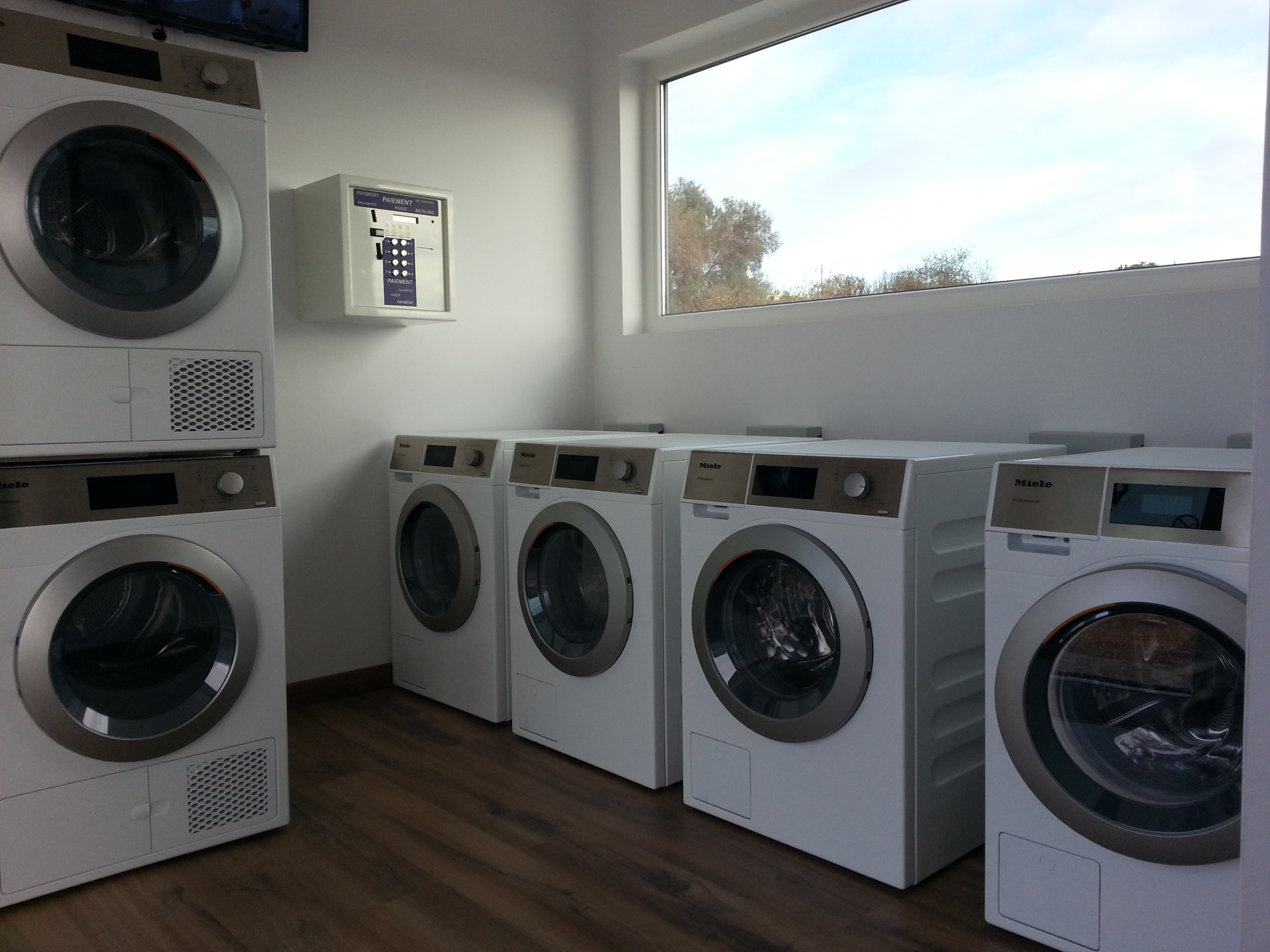 Reisemobilstellplatz - Hunde erlaubt: Hunde erlaubt - Algarve -  Wäscheservice  - Algarve Motorhome Park Tavira