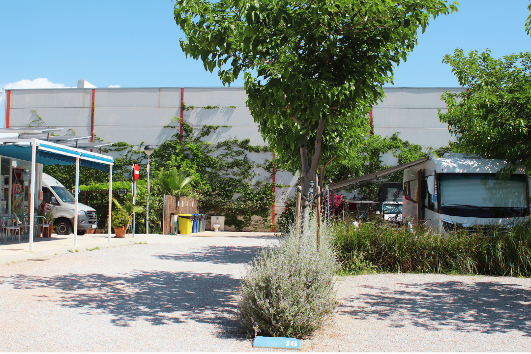 Wohnmobilstellplatz: Nomadic Experience Motorhome Park – Valencia