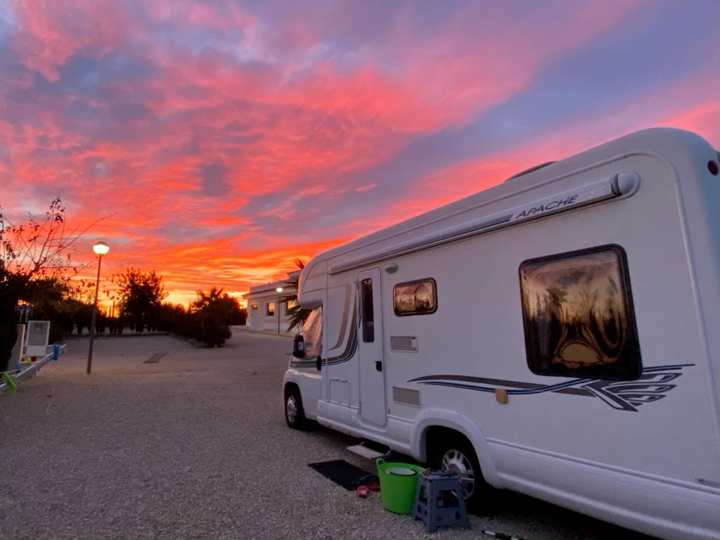 Wohnmobilstellplatz: ... wunderschöne Sonnenuntergänge. - Los Olivos de Xivert CampingNatura Park