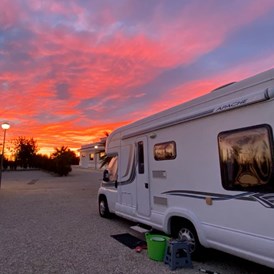 Wohnmobilstellplatz: ... wunderschöne Sonnenuntergänge. - Los Olivos de Xivert CampingNatura Park