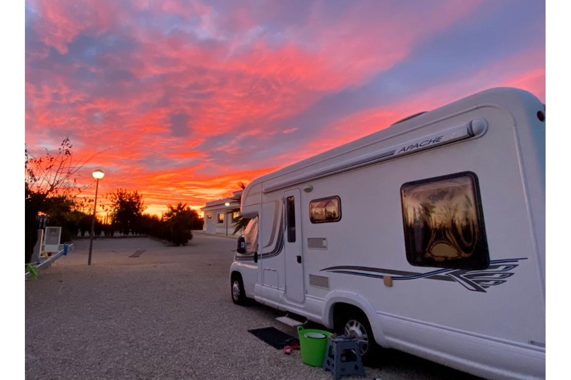 Wohnmobilstellplatz: ... wunderschöne Sonnenuntergänge. - Los Olivos de Xivert CampingNatura Park
