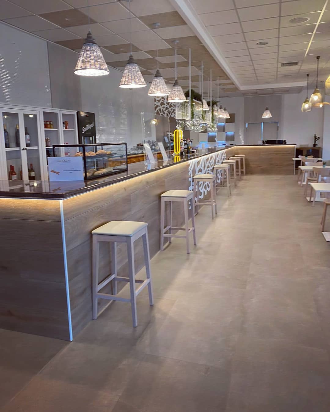 Wohnmobilstellplatz: ... unsere Vela Bar (Restaurant). - Los Olivos de Xivert CampingNatura Park