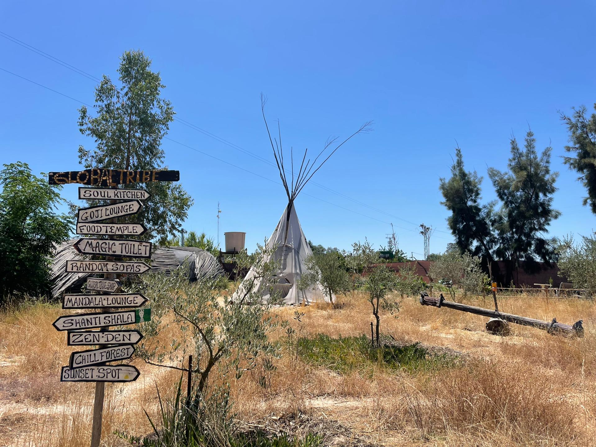 Reisemobilstellplatz: Global Tribe Eco-Campsite