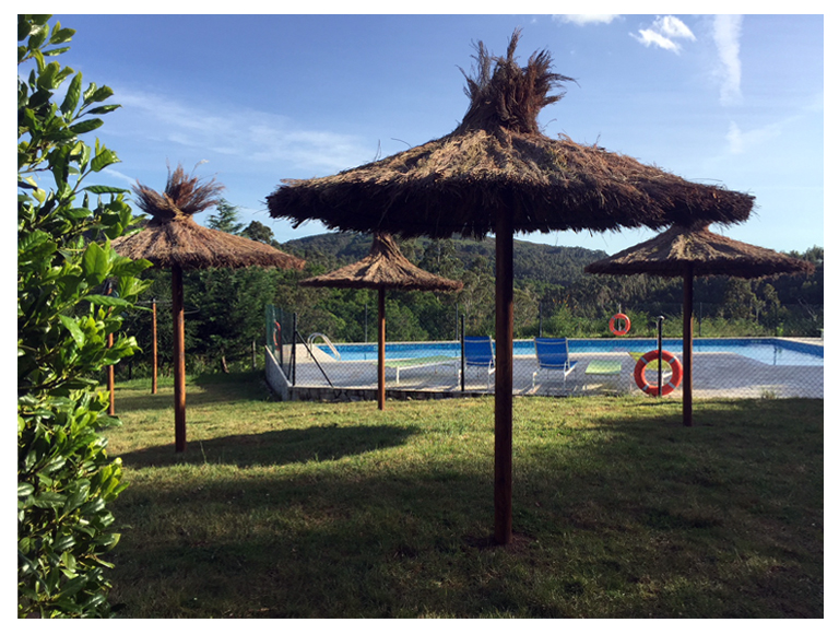 área camper - Rías Baixas - Schwimmbad - Camping Maceira