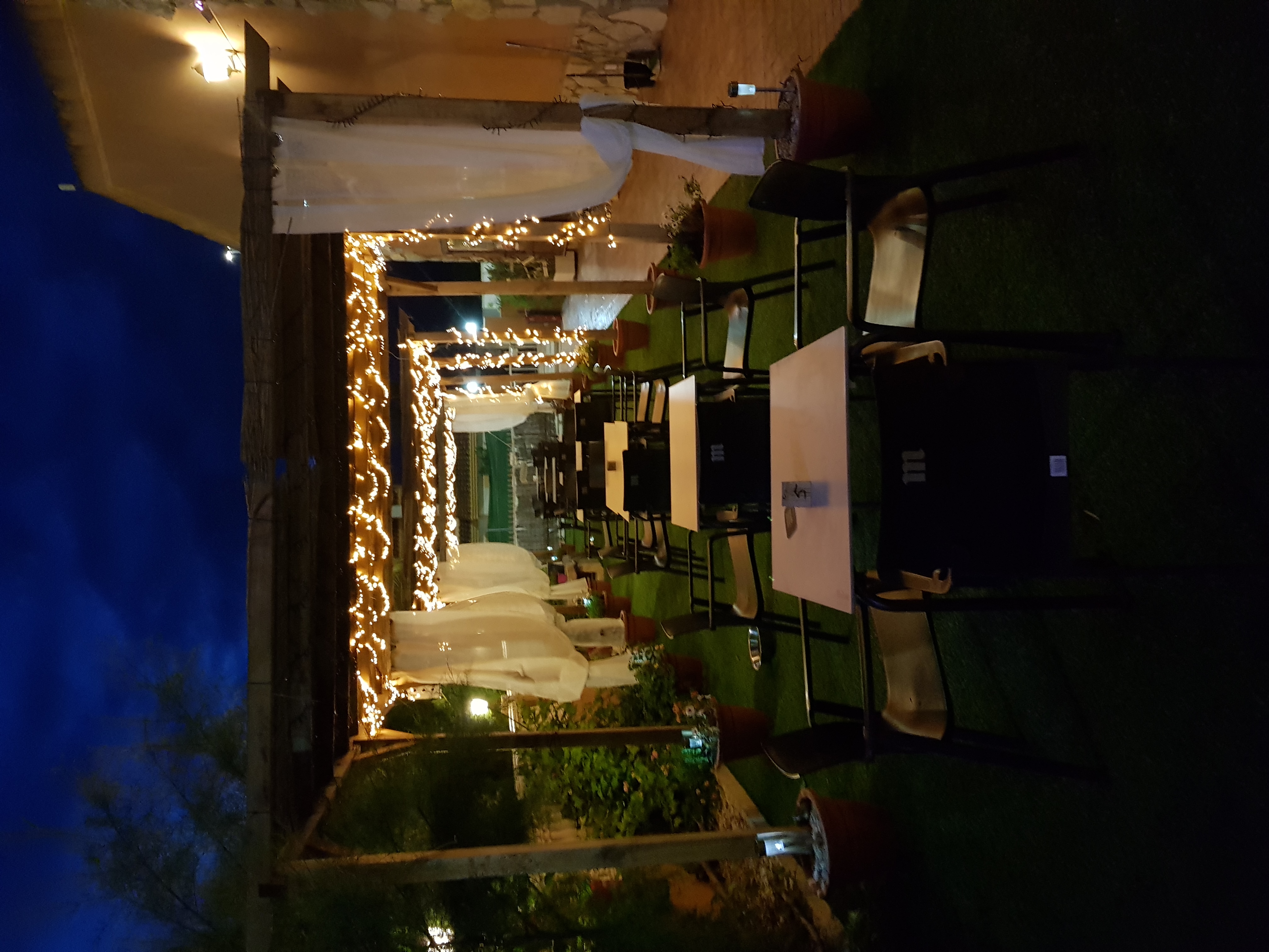 Reisemobilstellplatz - Pool - Spanien - unsere Terrasse - Parking Restaurant Finca La Montañosa