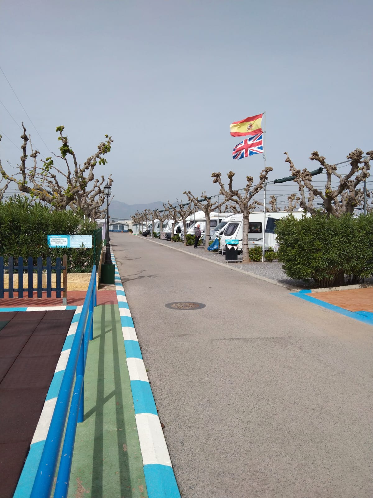 Wohnmobilstellplatz: Camping Monmar